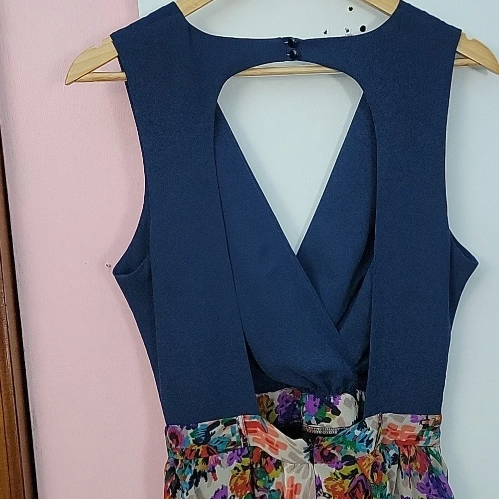 Anthropologie open back dress - Picture 3 of 3